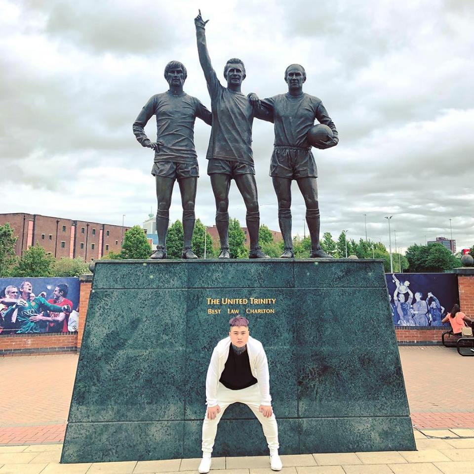 Sao Việt phát sốt vì MU gây địa chấn Cúp C1: MC Thành Trung bị réo tên "thánh dự" - 11