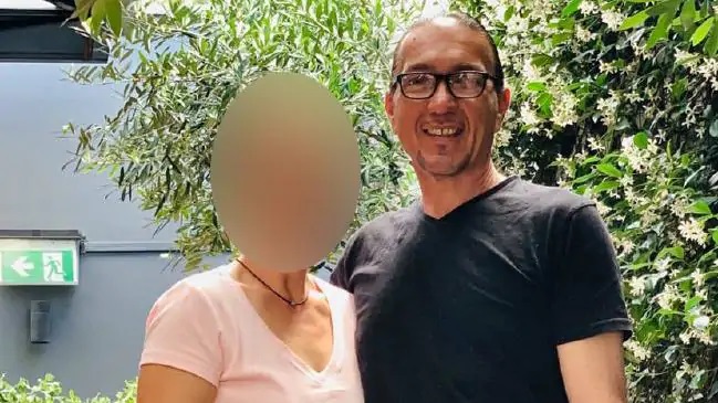 Úc: Thầy giáo guitar bị bắt vì sàm sỡ, quan hệ với nữ sinh trong giờ học - 1