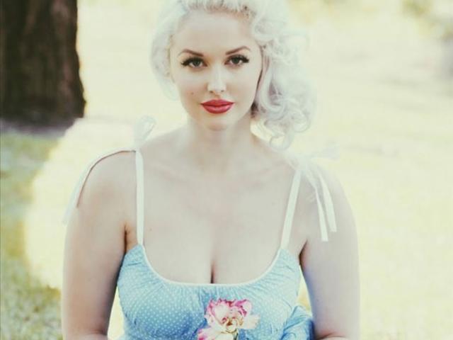 Thời trang - Vẻ đẹp kiểu "thời ông bà anh" nữ tính hút hồn