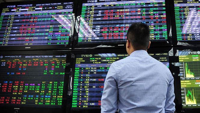 Doanh nghiệp vào mùa Đại hội cổ đông: "Nín thở" chờ... tiền về - 1