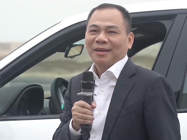 Tin tức ô tô - Tỷ phú Phạm Nhật Vượng: "Tôi sẽ đổi từ Lexus LX570 sang dùng VinFast"