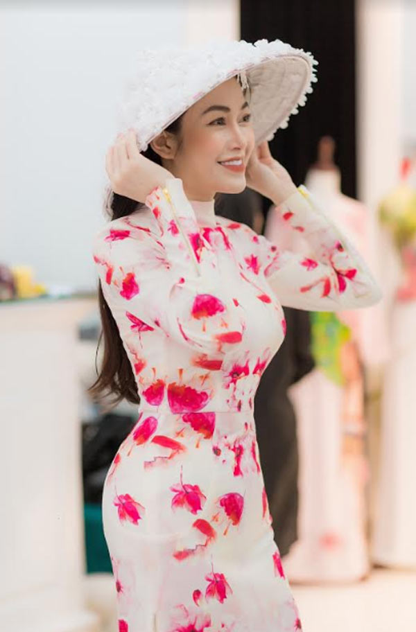 Lần đầu có thí sinh Sao Mai dự thi hoa hậu - 3