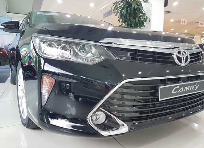 Giá xe Toyota Camry 2019 - Mẫu xe sedan được mong đợi nhất 2019 - 1