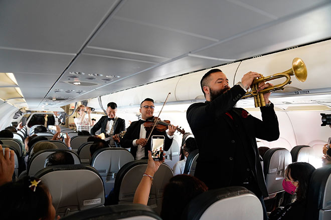 Phái đẹp "bay cùng giấc mơ hoa" ngày 8/3 - 5