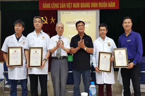 TT Nghiên cứu và Ứng dụng Thuốc dân tộc với sứ mệnh chăm sóc và bảo vệ sức khỏe cộng đồng - 3