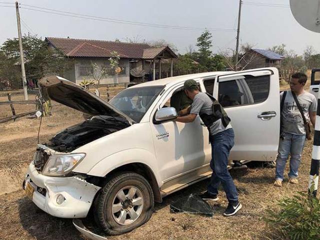 Giắt súng ngắn, lái xe chở 118 nghìn viên ma túy đâm thẳng vào trinh sát