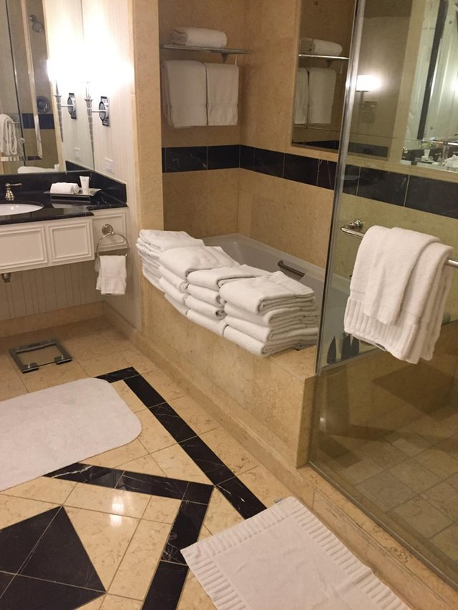 Cười ngất với những kiểu trang trí khách sạn bá đạo này - 9