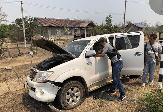 Giắt súng ngắn, lái xe chở 118 nghìn viên ma túy đâm thẳng vào trinh sát - 1
