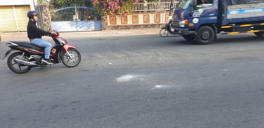 Làm rõ clip cô gái bị rượt đánh, kêu cứu trên phố vào tối 8-3 - 1