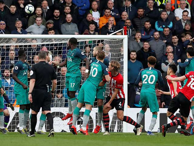 Bóng đá - Tottenham thua sốc: MU muốn vào top 3 phải thắng Arsenal bao nhiêu?