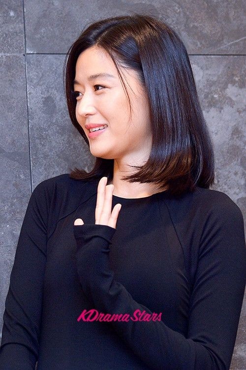 Loạt khuyết điểm giật mình của “mợ chảnh” Jun Ji Hyun - 5