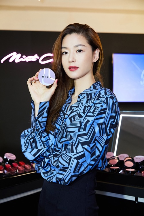 Loạt khuyết điểm giật mình của “mợ chảnh” Jun Ji Hyun - 10