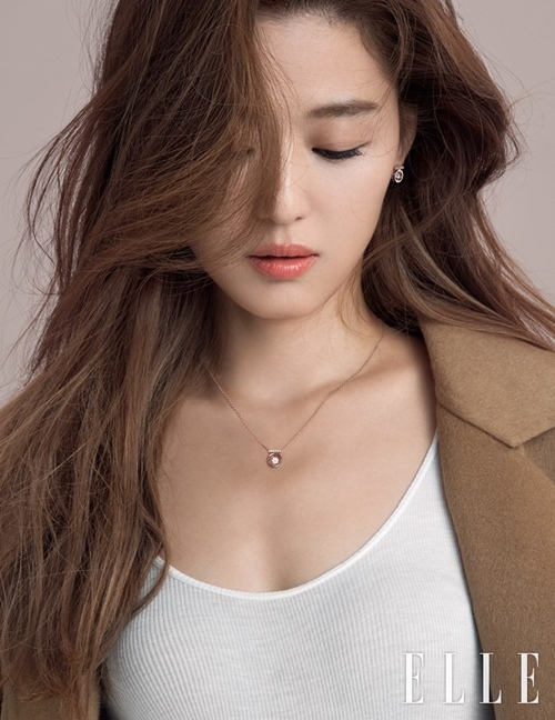 Loạt khuyết điểm giật mình của “mợ chảnh” Jun Ji Hyun - 11