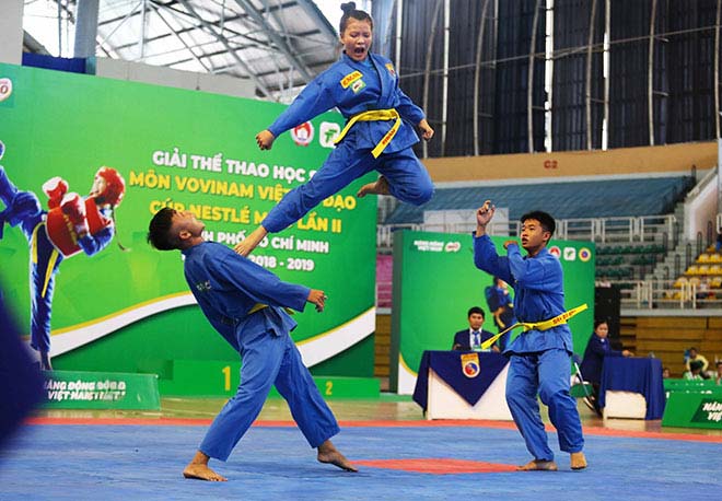 Tin thể thao HOT 10/3: Sợ án tù, McGregor đi dọn dẹp nhà thờ - 4
