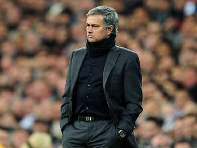 Bóng đá - Mourinho ra điều kiện dẫn dắt Real: Hất cẳng " đại ca" Ramos & 3 công thần