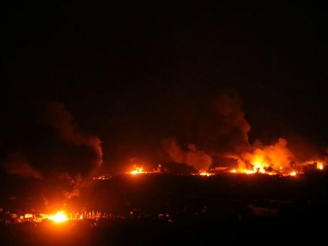 Thế giới - Phe thân Mỹ trút bom đạn vào thành trì cuối cùng ở Syria, IS quyết tử chiến