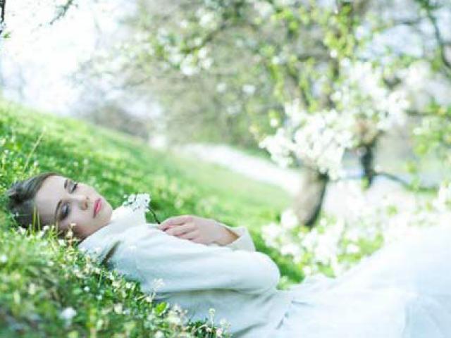 Bạn trẻ - Cuộc sống - Cô dâu sửng sốt vì họ hàng nhà chồng đòi lại tiền mừng cưới