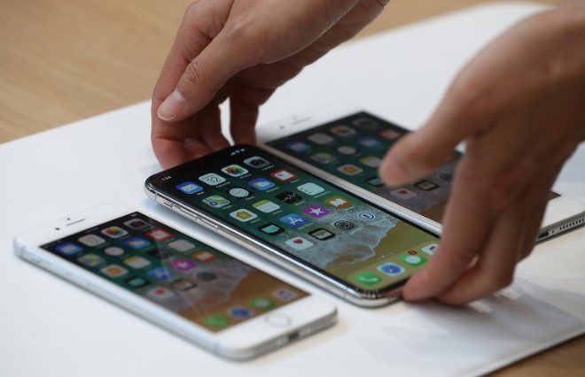 Chờ đợi gì ở 3 chiếc iPhone mà Apple ra mắt trong năm nay? - 1
