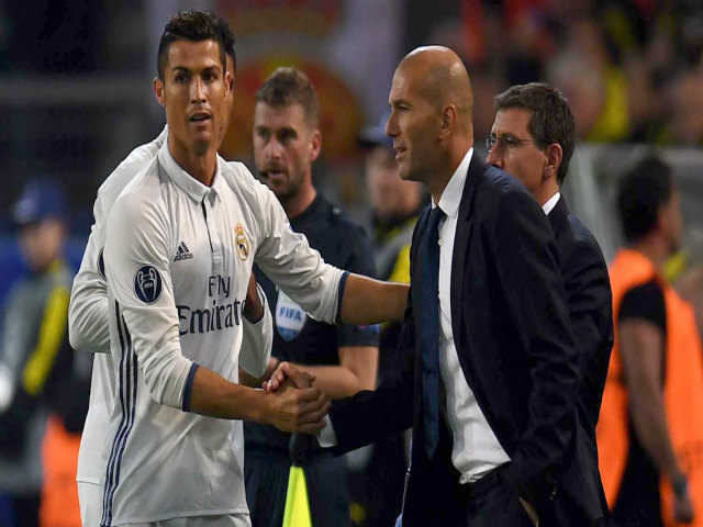 Zidane quay lại giải cứu Real: Ronaldo có trở về Bernabeu?