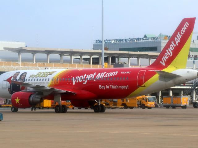 Kinh doanh - Liên quan đến hợp đồng mua 200 tàu bay Boeing 737 Max, cổ phiếu Vietjet Air ra sao?