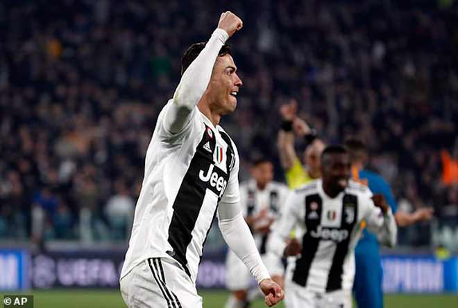 Juventus ngược dòng kinh điển như MU: Ronaldo hóa &#34;Thánh&#34; - 6
