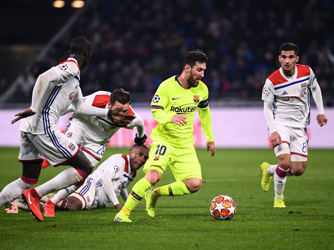Barcelona - Lyon: Ronaldo gọi, chờ Messi đáp trả xứng đáng - 1
