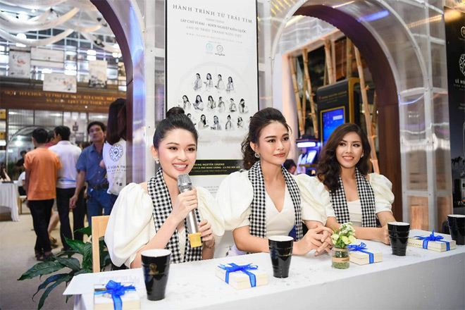 Á hậu Mâu Thủy: "Khuyến học là cuốn sách các bạn trẻ nên đọc" - 2