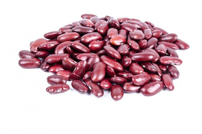 2. Hạt đậu có chứa một glycoprotein được gọi là speechin. Protein này giết chết các tế bào trong dạ dày của bạn, dẫn đến có thể gây buồn nôn, tiêu chảy và nôn mửa cực độ. Cách khá dễ dàng để tránh ngộ độc đậu là hãy ngâm chúng trong nước ít nhất 5 giờ trước khi sử dụng.