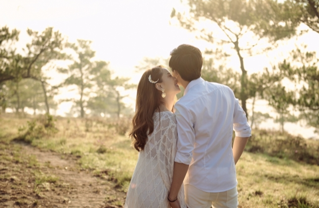 Thu Thủy có tình mới, cô bạn 'không nhìn mặt 10 năm' giờ ra sao? - 2