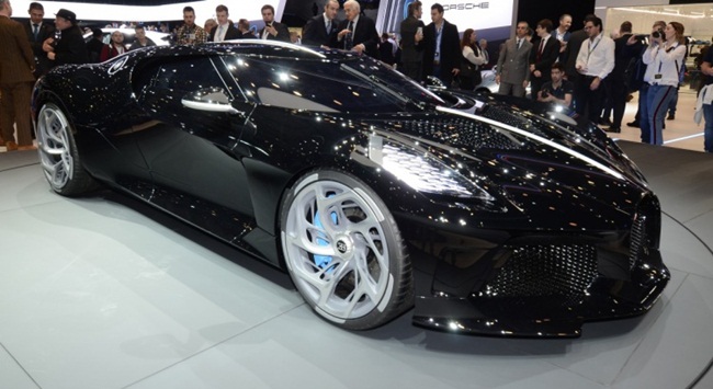 Trước đó, chiếc xe mới được chế tạo đắt giá nhất là Rolls Royce Sweptail có giá 13 triệu USD.