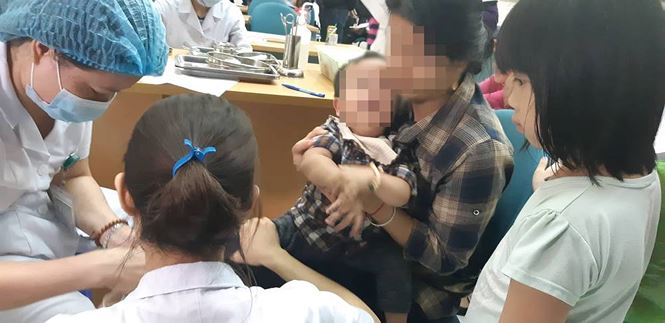 &#39;Ăn thịt bẩn, gà thối&#39;: 400 trẻ mầm non Bắc Ninh về Hà Nội xét nghiệm bệnh - 6