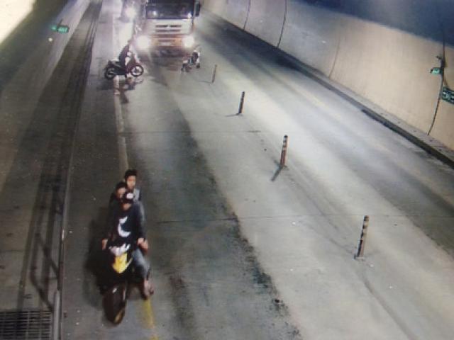 Tin tức trong ngày - Thu giữ hung khí nhóm thanh niên tấn công xe tải trong hầm đường bộ