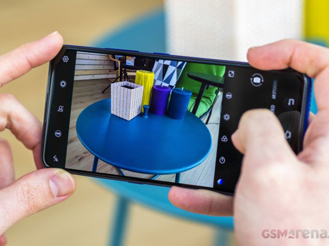 Thời trang Hi-tech - Tất cả sẽ phải quỳ rạp trước smartphone “khủng” này của Qualcomm