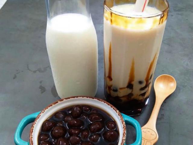 Ẩm thực - Cách tự làm sữa tươi trân châu đường đen ngon hơn ngoài hàng