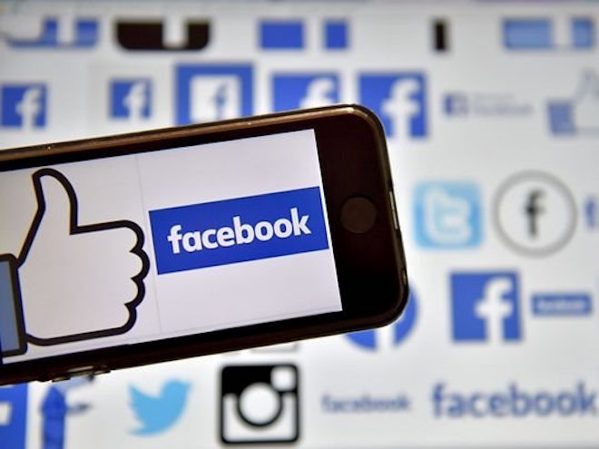 Facebook cùng lúc mất hai “tướng” quan trọng - 1