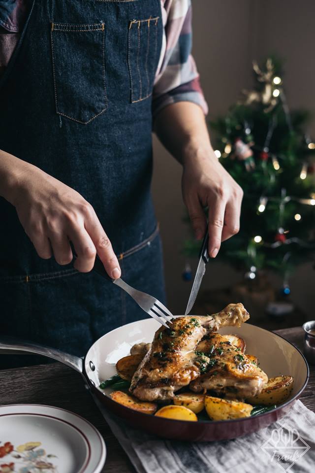 Tuyệt chiêu siêu đơn giản cho món đùi gà đút lò đậm đà, thơm lừng khắp ngõ - 2