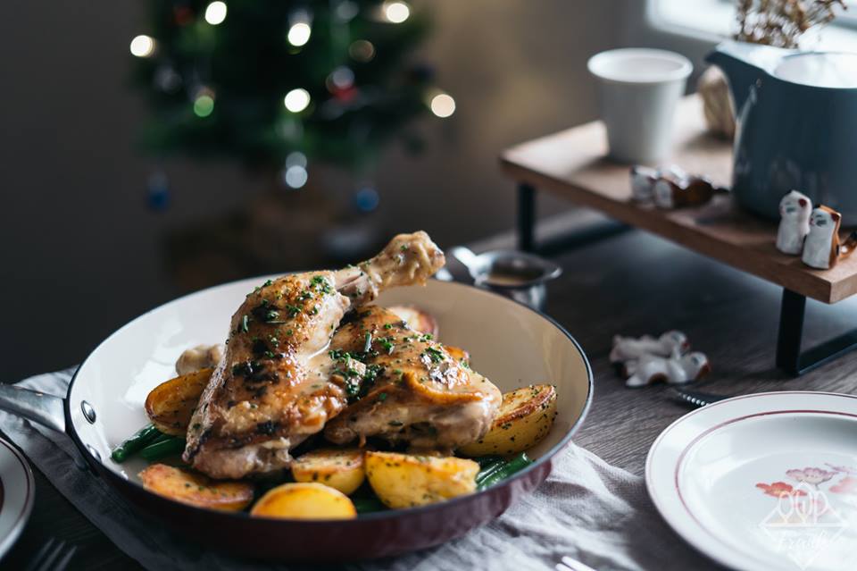 Tuyệt chiêu siêu đơn giản cho món đùi gà đút lò đậm đà, thơm lừng khắp ngõ - 3