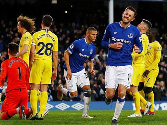 Bóng đá - Đua vé Cúp C1 Ngoại hạng gay cấn: Chelsea lỡ cơ hội, MU có vào top 4 vòng sau?