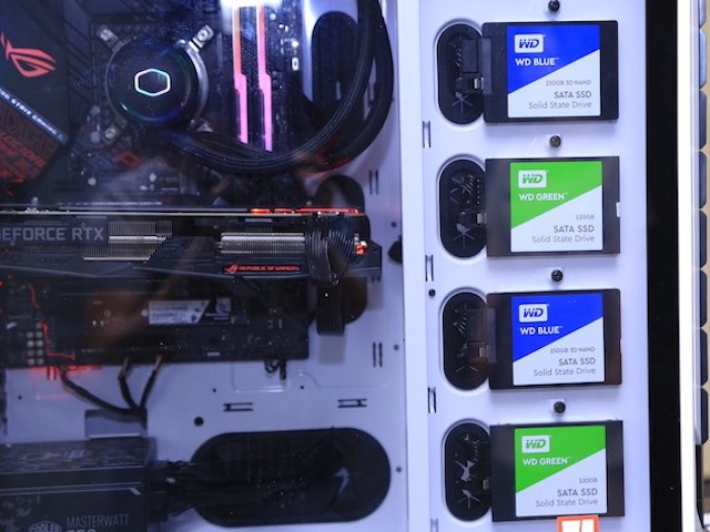 Công nghệ thông tin - WD trình làng ổ SSD dung lượng "khủng", tốc độ "khủng", tích hợp tản nhiệt