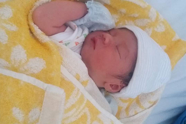 Con quấy khóc, nôn trớ kéo dài: Bài học xương máu của mẹ Ninh Thuận - 2