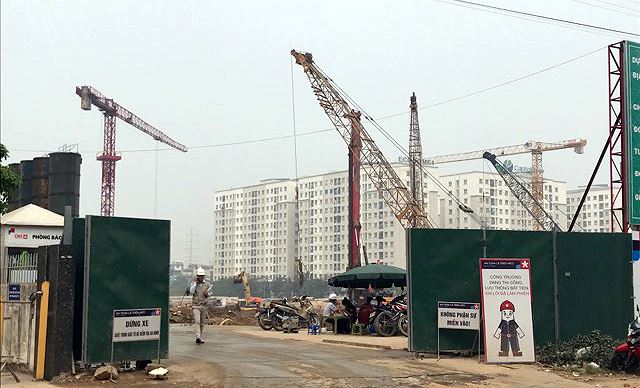 Giữa Thủ đô, nhà xã hội chưa mở bán đã rầm rộ thu tiền "chênh" - 1