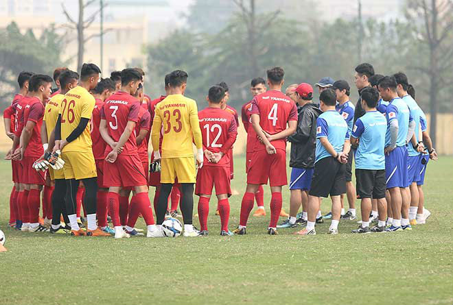 U23 Việt Nam đấu giải U23 châu Á: HLV Park Hang Seo loại 5 cái tên là ai? - 1