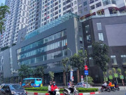 Pháp luật - Cưỡng hôn cô gái trẻ trong thang máy, người đàn ông bị phạt... 200.000 đồng