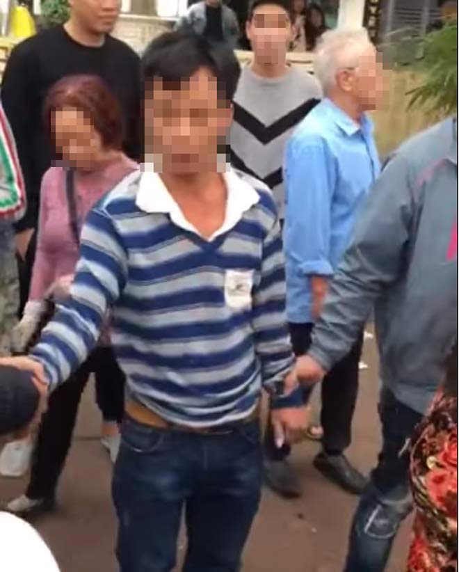 Vụ nghi bắt cóc trẻ em ở Hà Nội: Người đàn ông bị đánh oan - 1