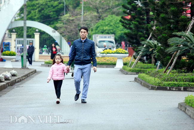 Flycam: Toàn cảnh Công viên Cầu Giấy bị đề xuất xén làm bãi đỗ xe - 9