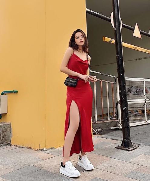 Chi Pu khoe ảnh diện bikini nóng bỏng sau MV 16+ nổi loạn - 10