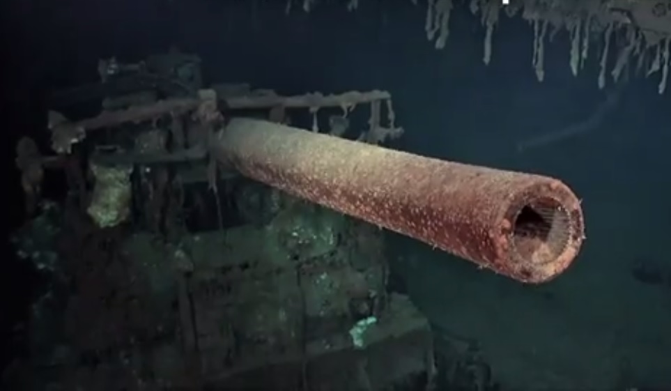 Tàu sân bay Mỹ bị ngư lôi Nhật “tàn sát” 75 năm trước vừa được tìm thấy - 1