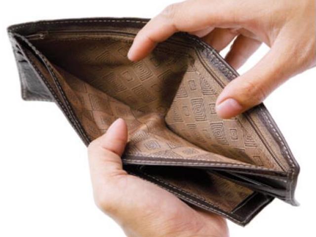 Kinh doanh - Vừa mới có lương, nên làm gì để tiền không "chạy ngay đi"?