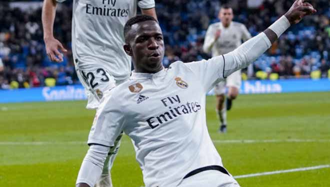 Vinicius mơ giành Bóng Vàng, phá kỷ lục Rô “béo”: Đừng như 4 “thánh chém” này - 1