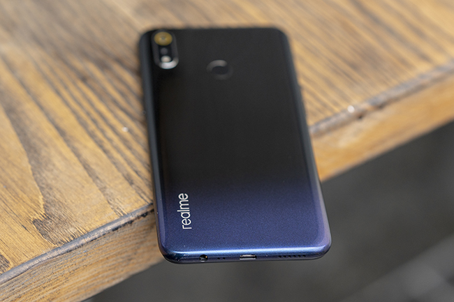 Mới đây, tại thị trường Việt Nam, Realme cũng đã chính thức công bố thời gian ra mắt chiếc điện thoại Realme 3 là&nbsp;vào ngày 4/4.